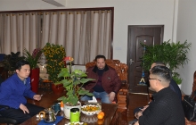 印度客戶來訪，參觀湘潭電機車的生產(chǎn)與測試